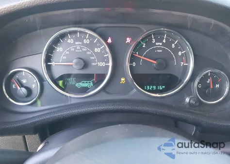 2017 Jeep Wrangler Unlimited Willy Wheeler 4X4 из США, поврежденный, VIN 1C4BJWDG2HL638549